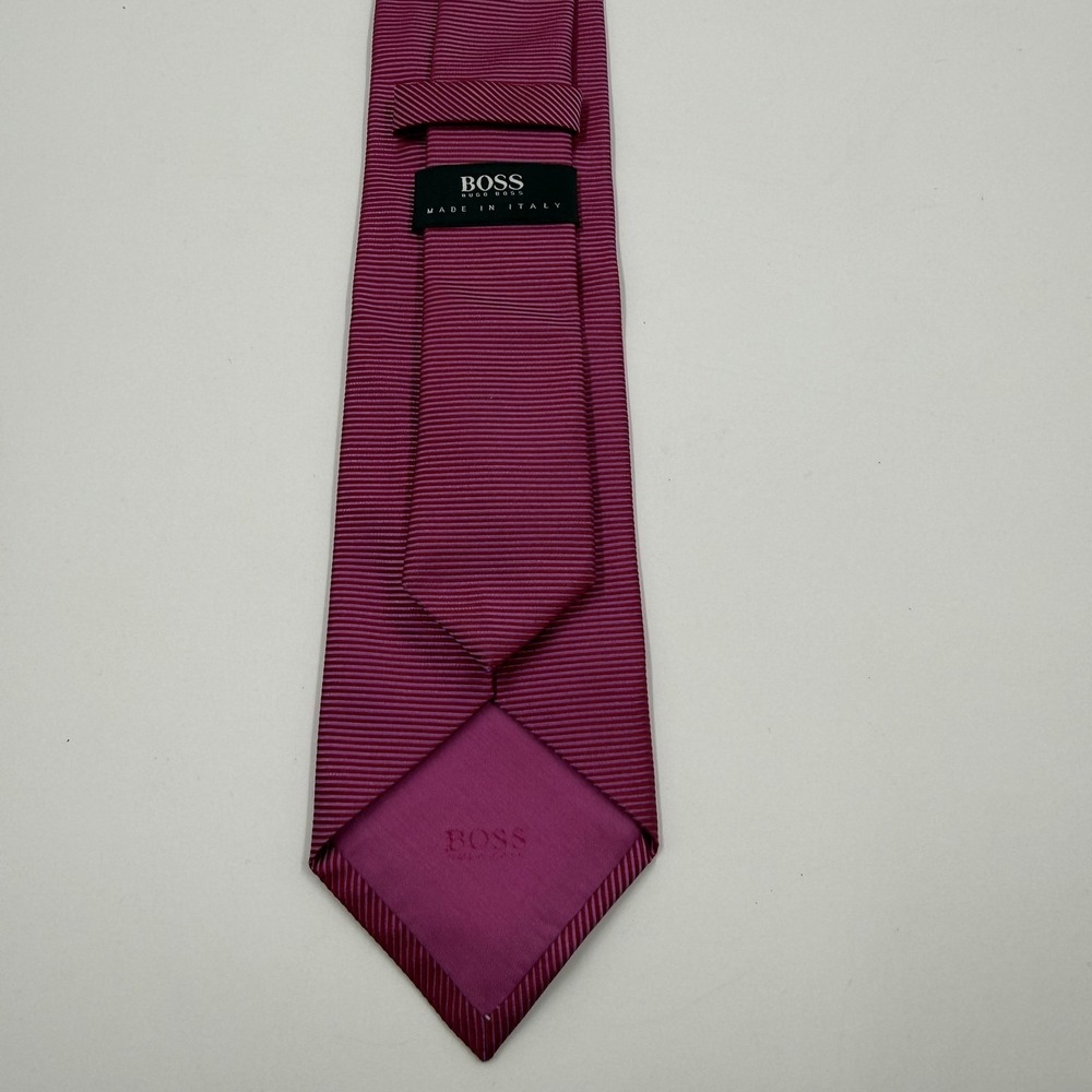 Boss Hugo Boss Tie Mens‎ One Size Pink Striped Classic 100% Silk Made In Italy - Picture 2 of 6